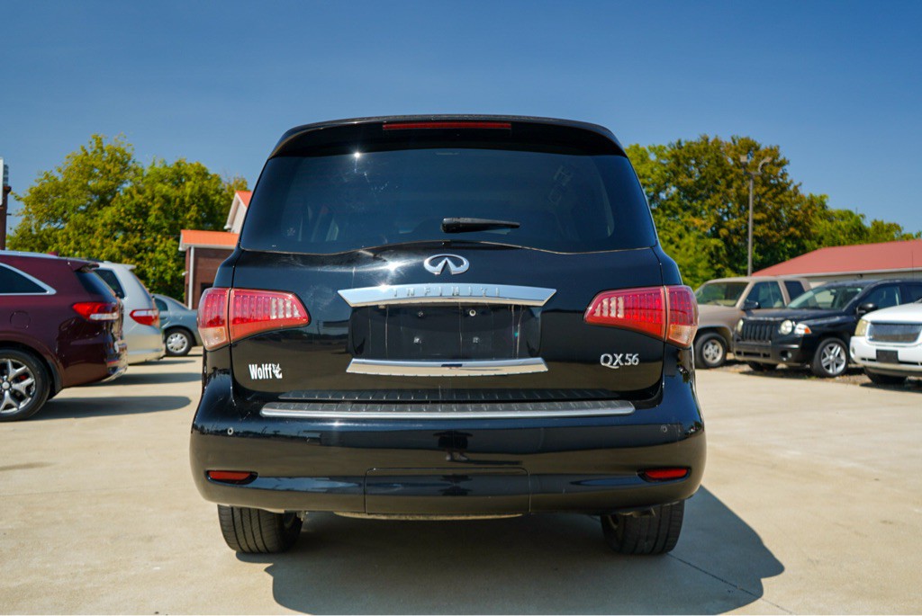2012 INFINITI QX56 Image 7