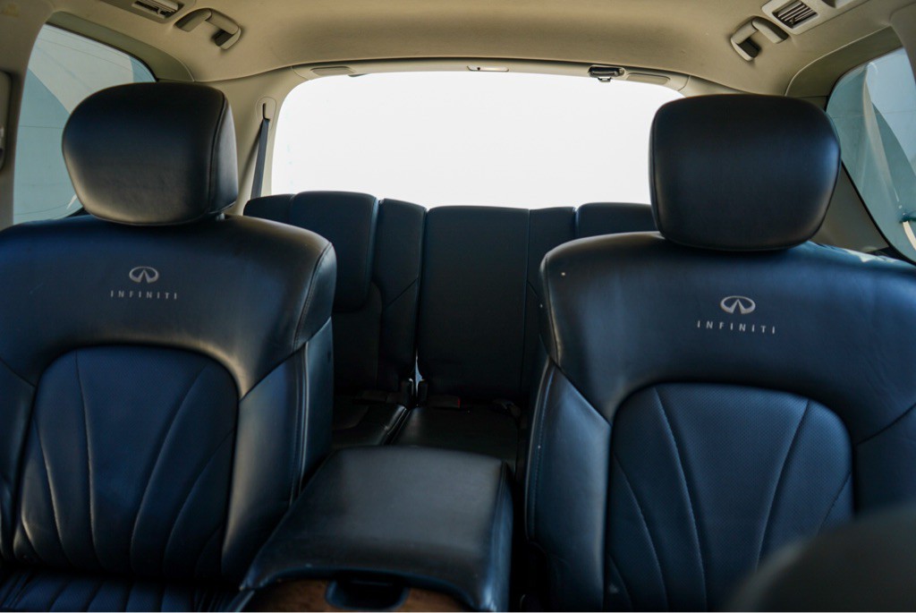 2012 INFINITI QX56 Image 15