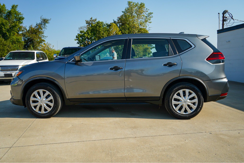 2019 Nissan Rogue Image 9