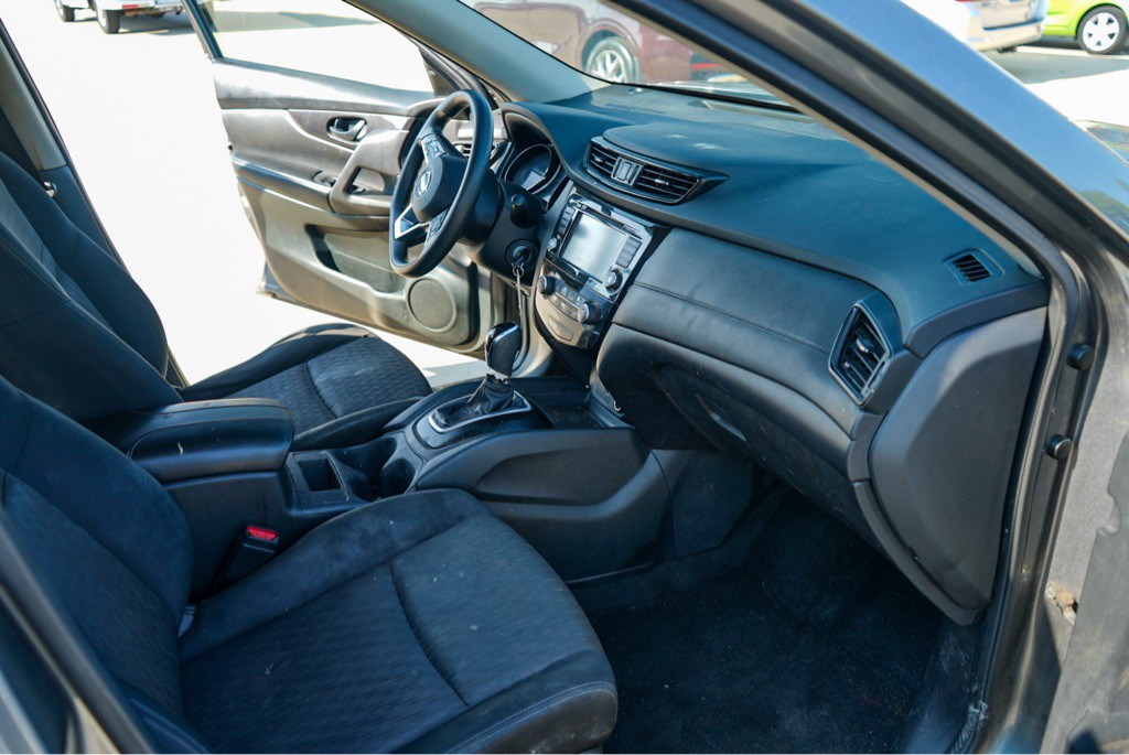 2019 Nissan Rogue Image 10