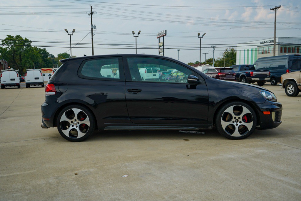 2011 Volkswagen GTI Image 5