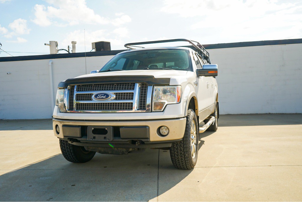 2010 Ford F-150 Image 2