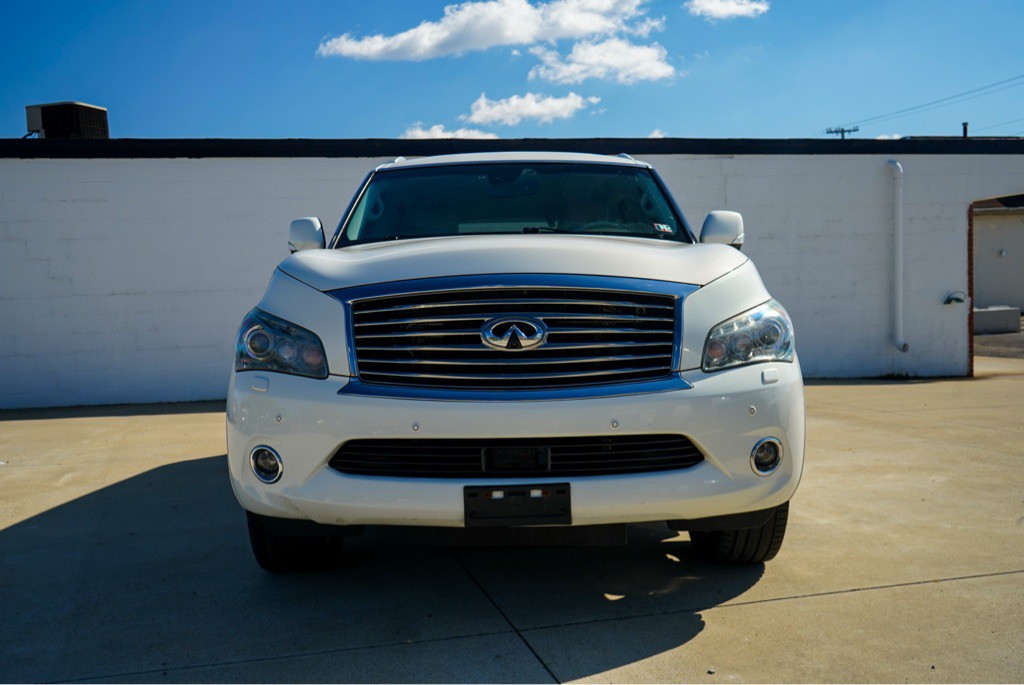 2014 INFINITI QX80 Image 3
