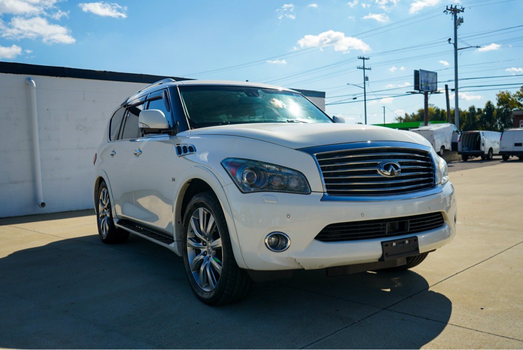 2014 INFINITI QX80 Image 4