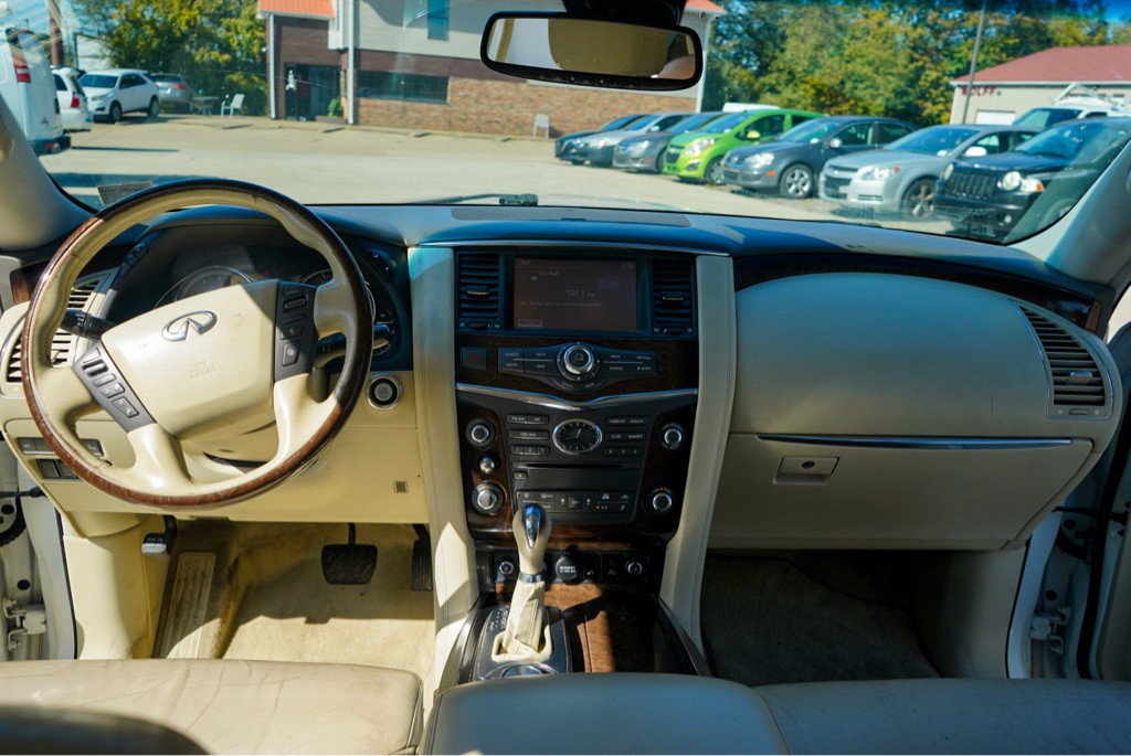 2014 INFINITI QX80 Image 14