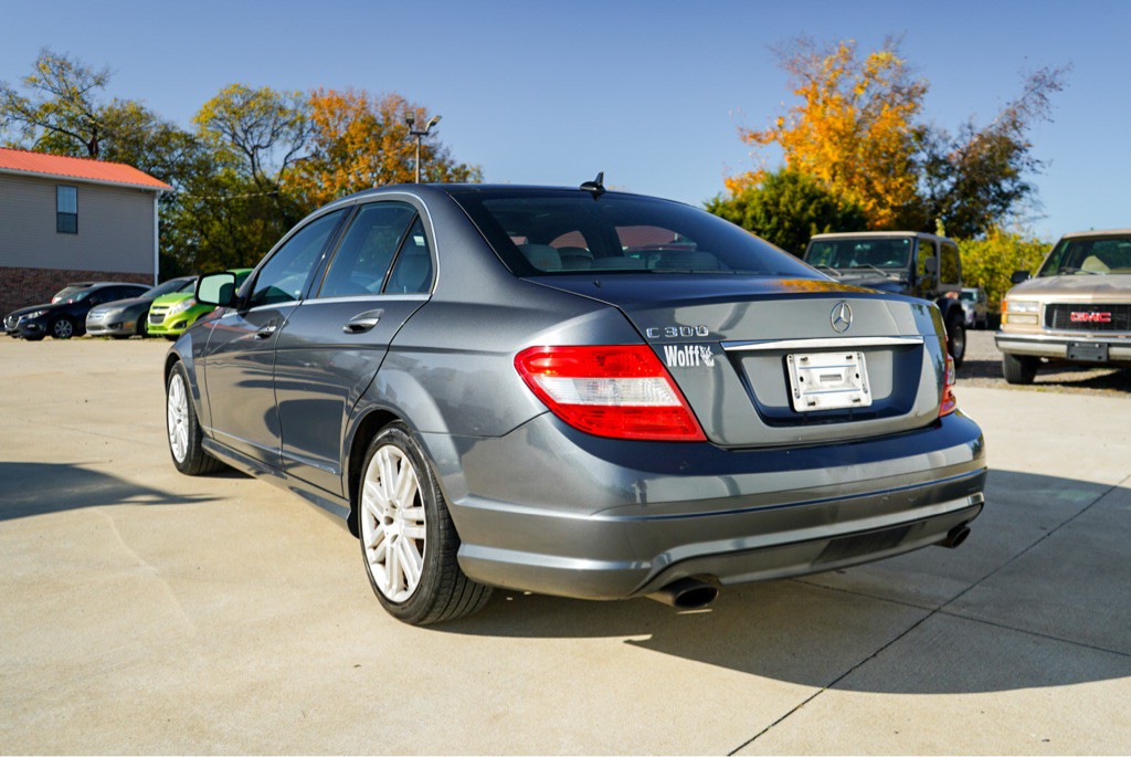 2008 Mercedes-Benz C-Class Image 8
