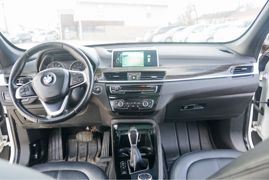 2016 BMW X1 Image 14