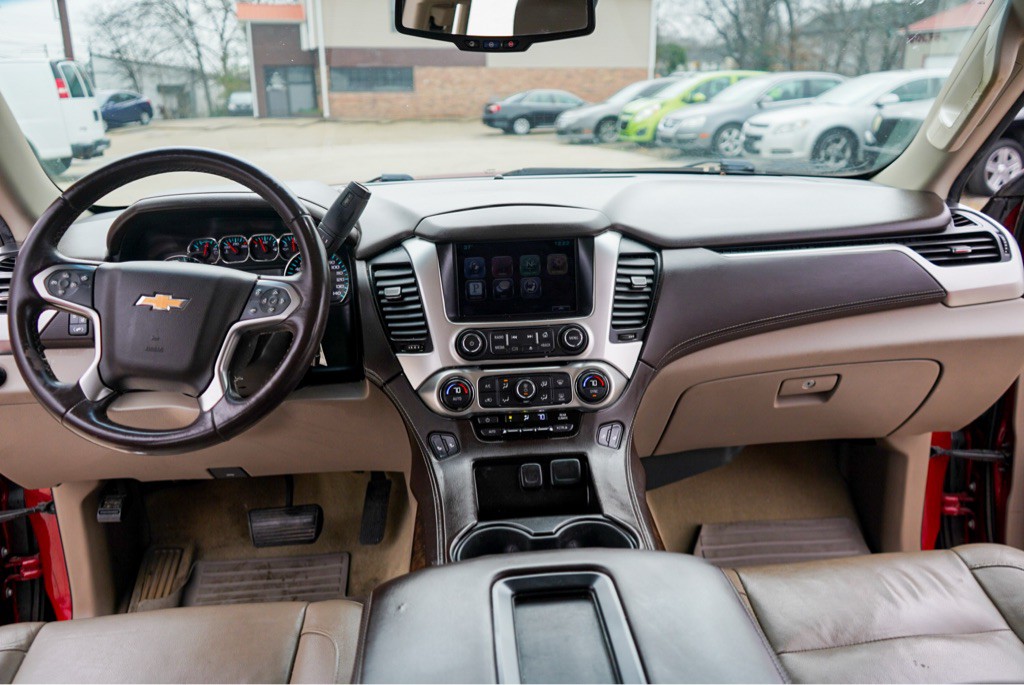 2015 Chevrolet Tahoe Image 14