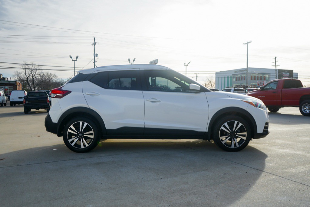 2020 Nissan Kicks Image 5