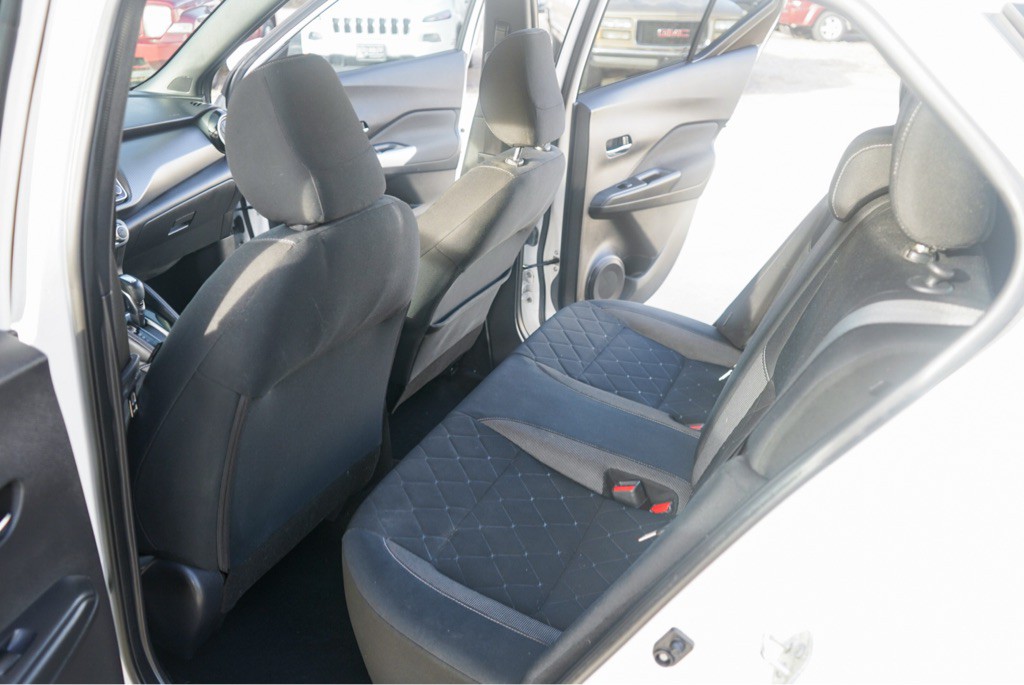 2020 Nissan Kicks Image 12