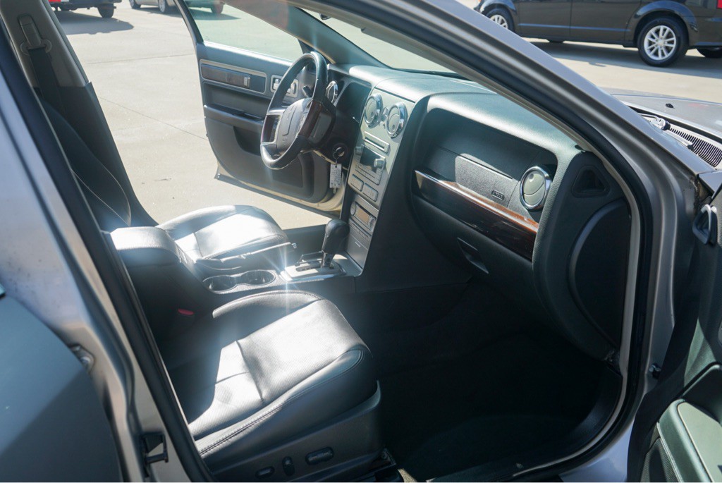 2007 Lincoln MKZ Image 10