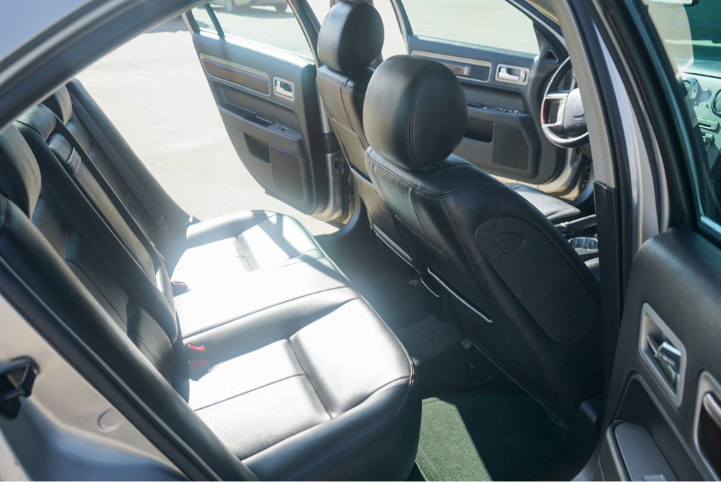 2007 Lincoln MKZ Image 11