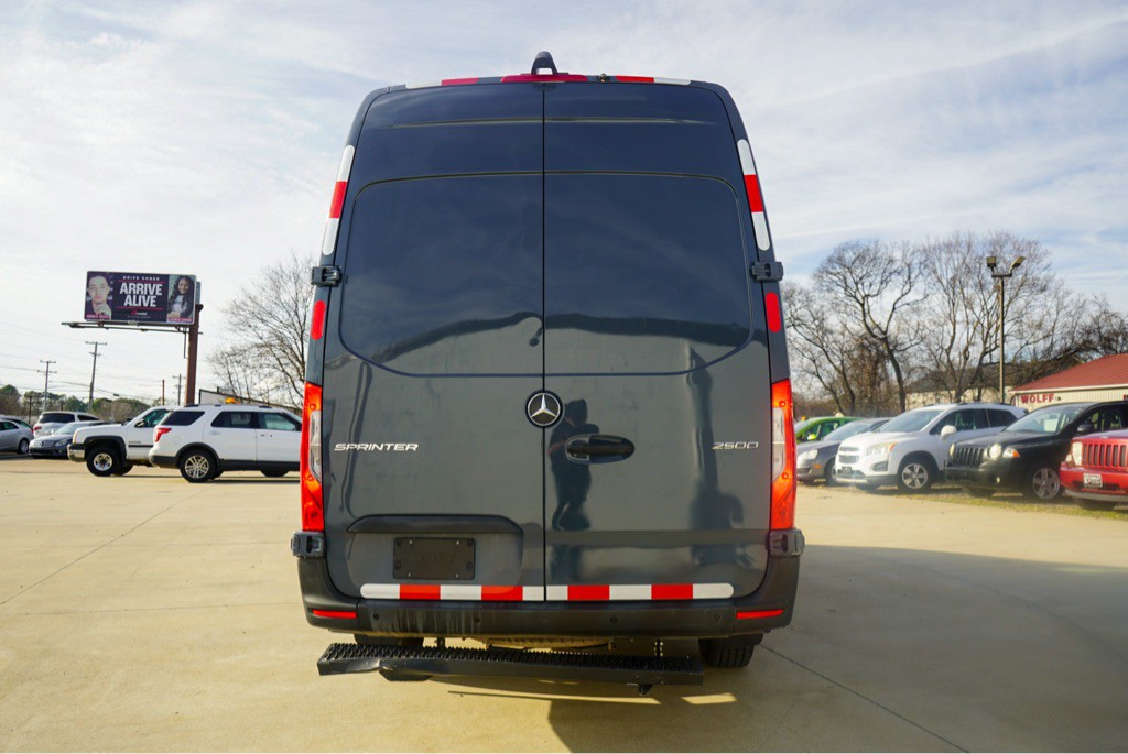 2019 Mercedes-Benz Sprinter Image 7