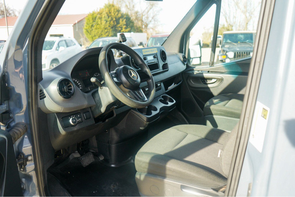 2019 Mercedes-Benz Sprinter Image 13