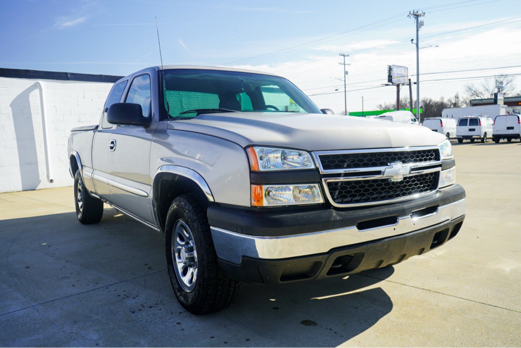 2006 Chevrolet Silverado 1500 Image 4