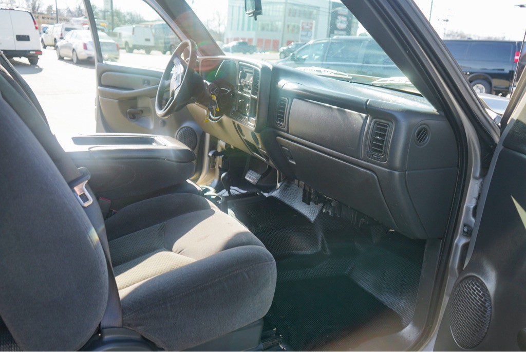 2006 Chevrolet Silverado 1500 Image 10