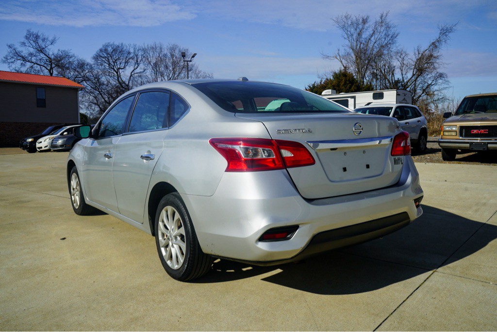 2019 Nissan Sentra Image 8
