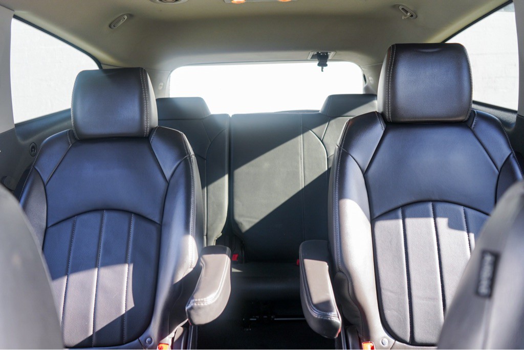 2017 Chevrolet Traverse Image 15