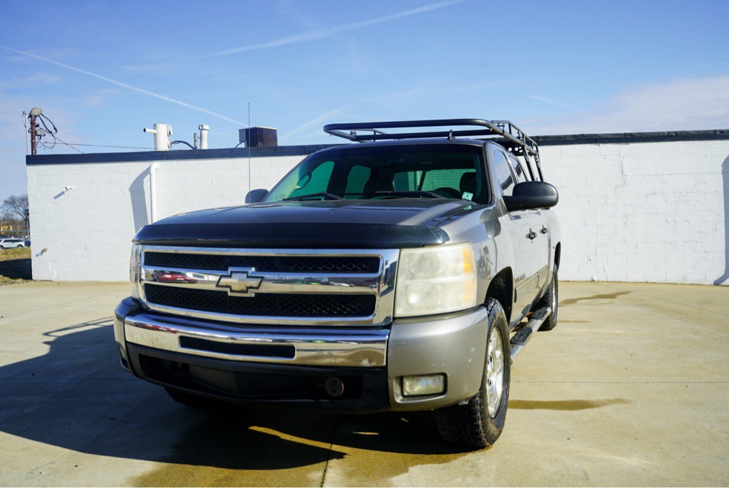 2009 Chevrolet Silverado 1500 Image 2