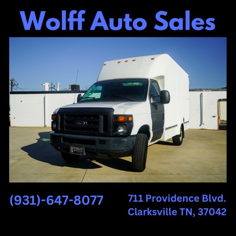 2017 Ford Econoline Image 1