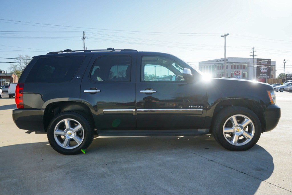 2011 Chevrolet Tahoe Image 5