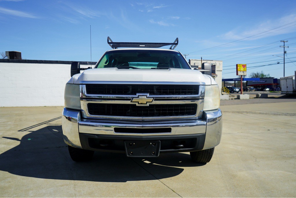 2010 Chevrolet Silverado 1500 Image 3