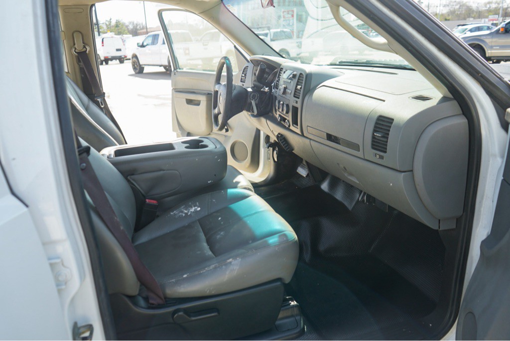 2010 Chevrolet Silverado 1500 Image 10