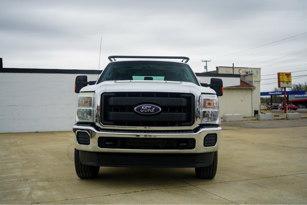 2015 Ford F-250 Image 3