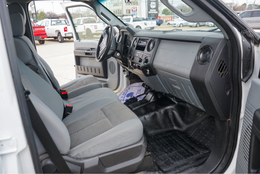 2015 Ford F-250 Image 10