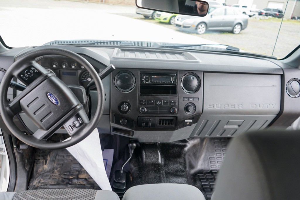 2015 Ford F-250 Image 14