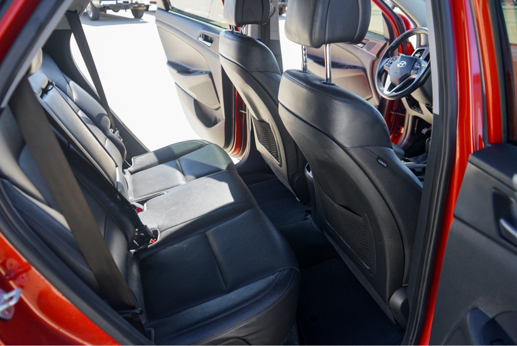 2016 Hyundai Tucson Image 11