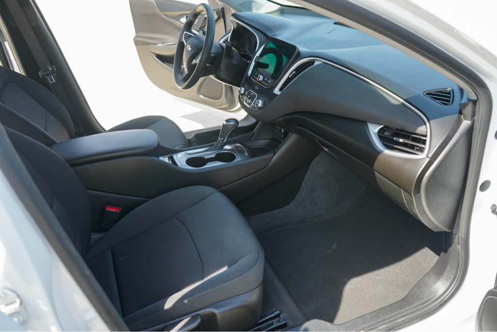 2020 Chevrolet Malibu Image 10