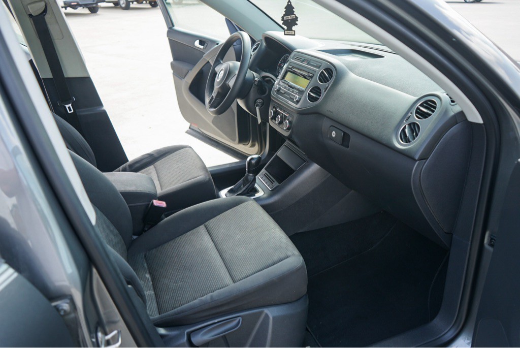 2012 Volkswagen Tiguan Image 10