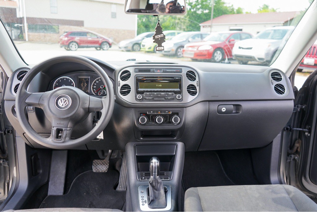 2012 Volkswagen Tiguan Image 14