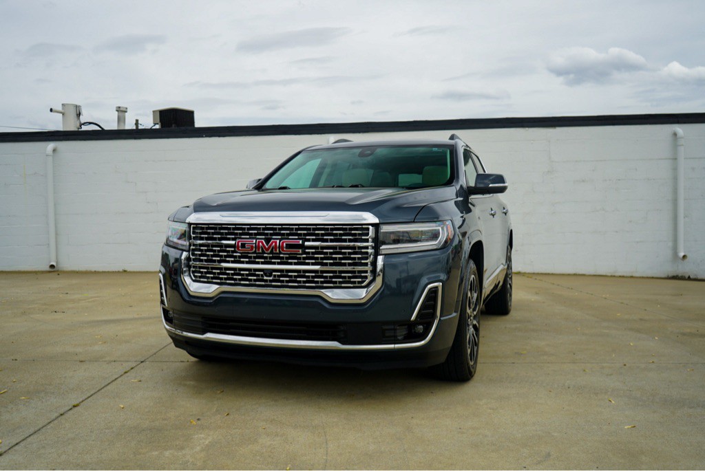 2020 GMC Acadia Image 2