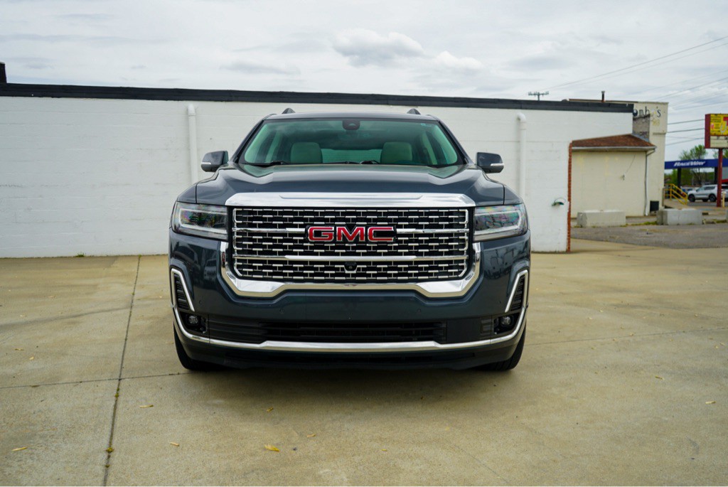 2020 GMC Acadia Image 3