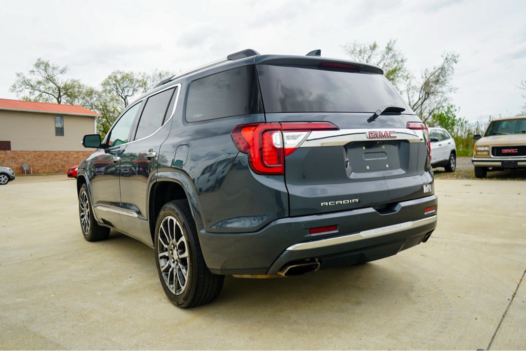 2020 GMC Acadia Image 8