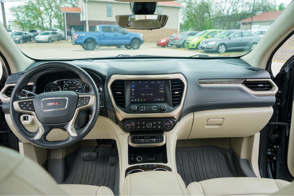 2020 GMC Acadia Image 14