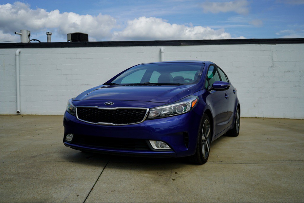 2017 Kia Forte Image 2