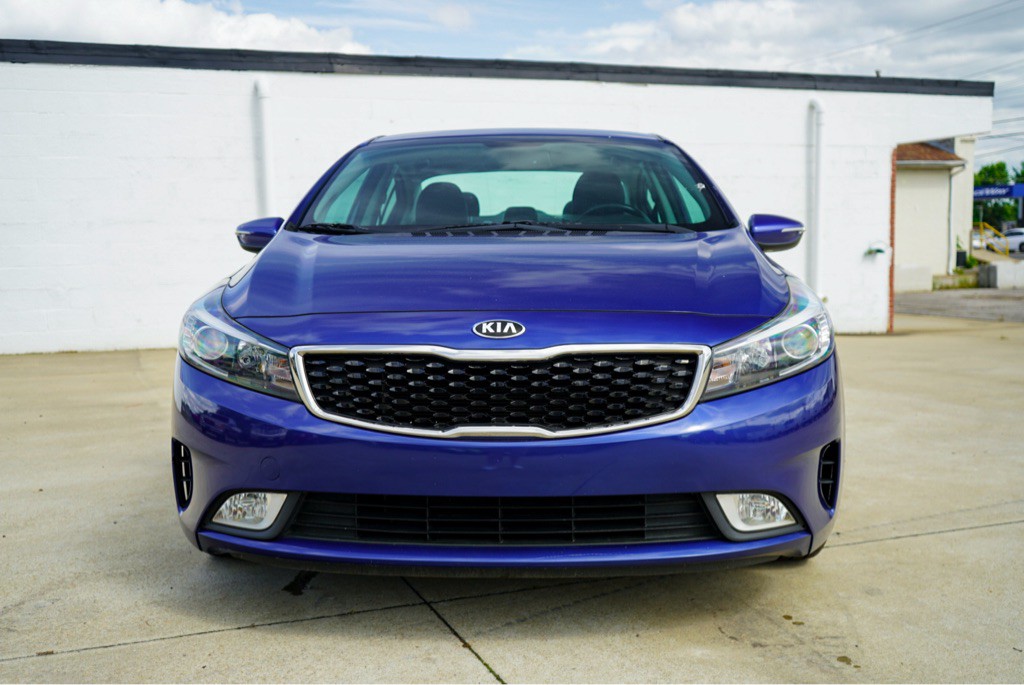 2017 Kia Forte Image 3