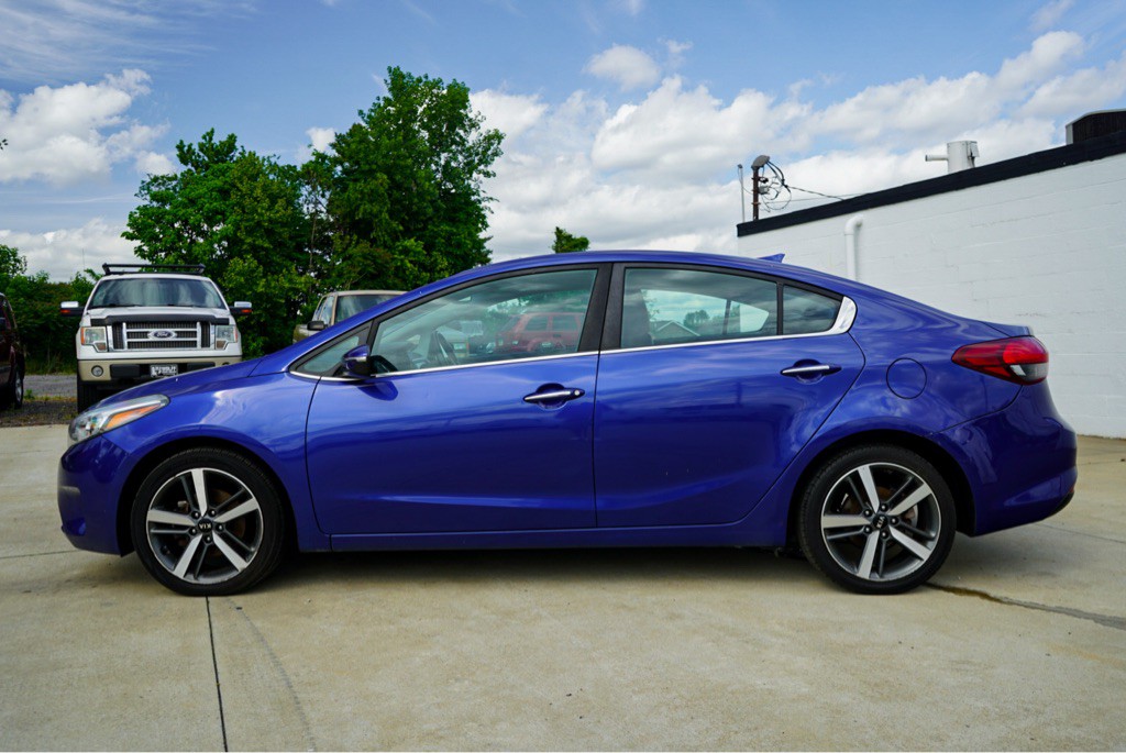 2017 Kia Forte Image 9