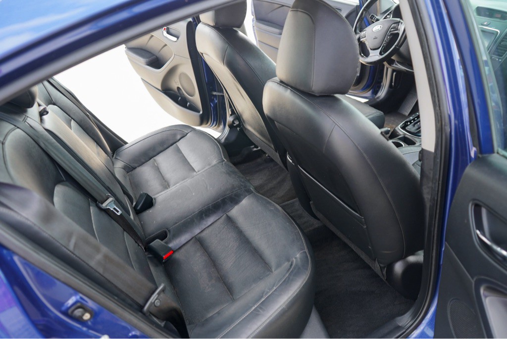 2017 Kia Forte Image 11