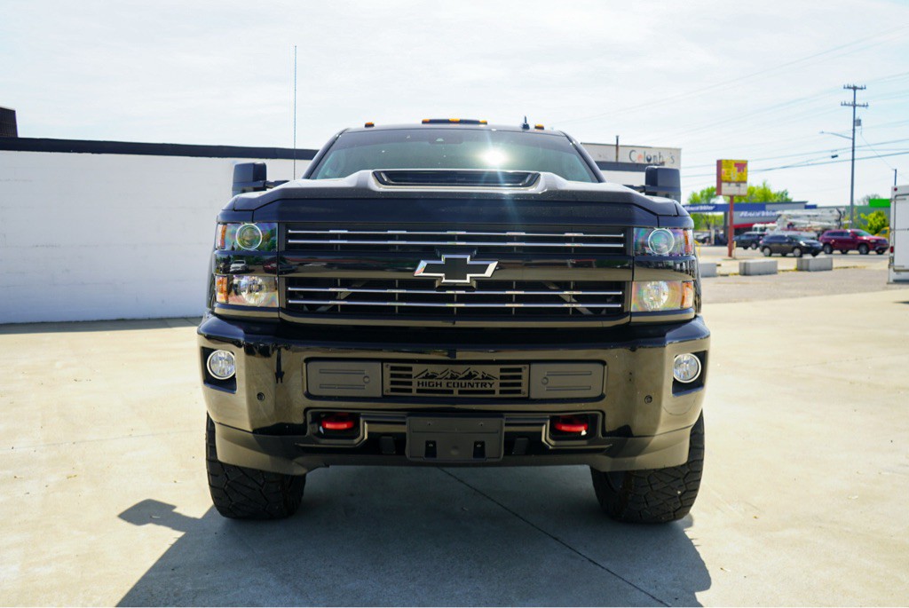 2019 Chevrolet Silverado 1500 Image 3