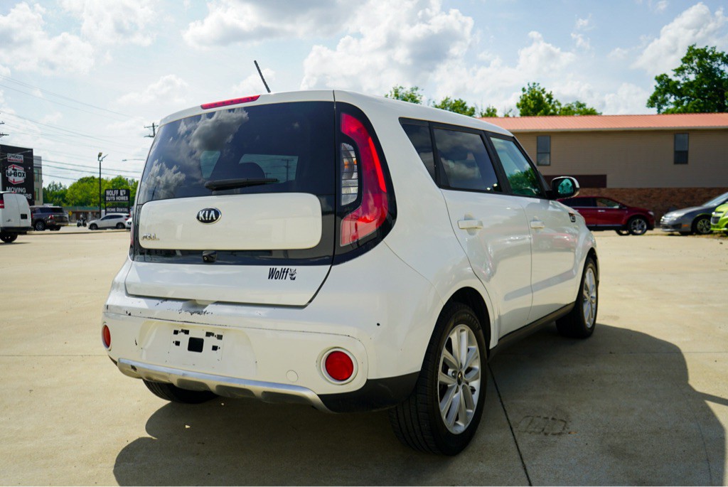 2017 Kia Soul Image 6