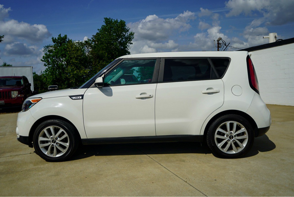 2017 Kia Soul Image 9