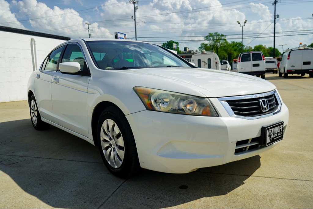 2010 Honda Accord Image 4