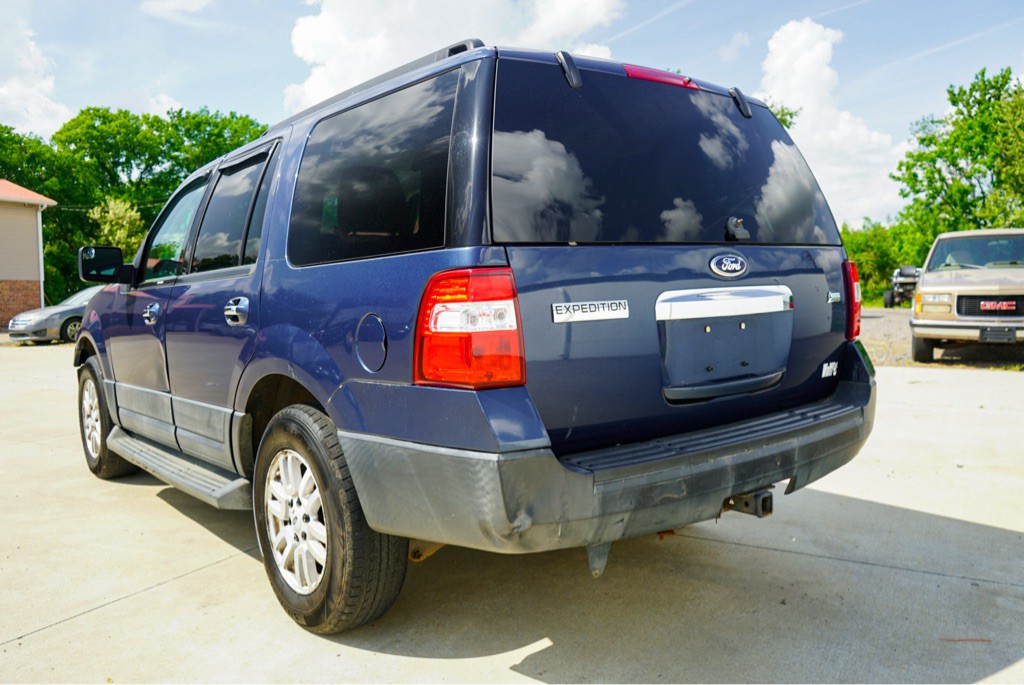 2013 Ford Expedition Image 8