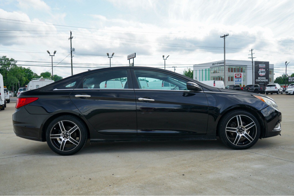 2011 Hyundai Sonata Image 5
