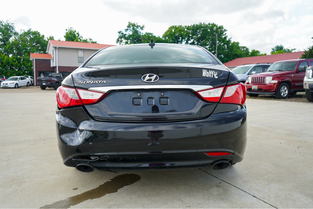2011 Hyundai Sonata Image 7
