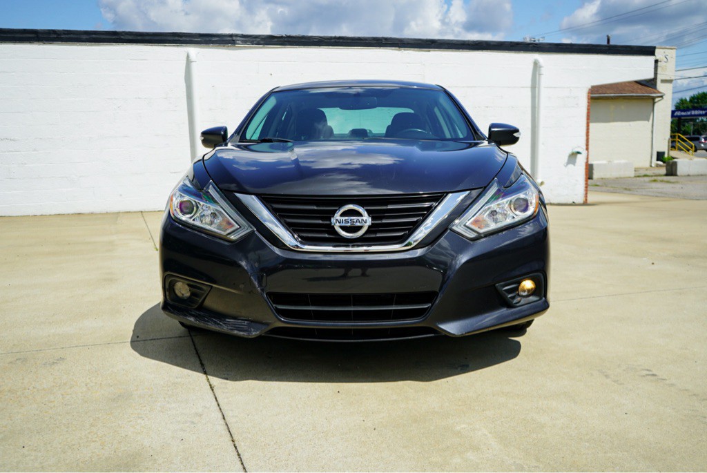 2018 Nissan Altima Image 3